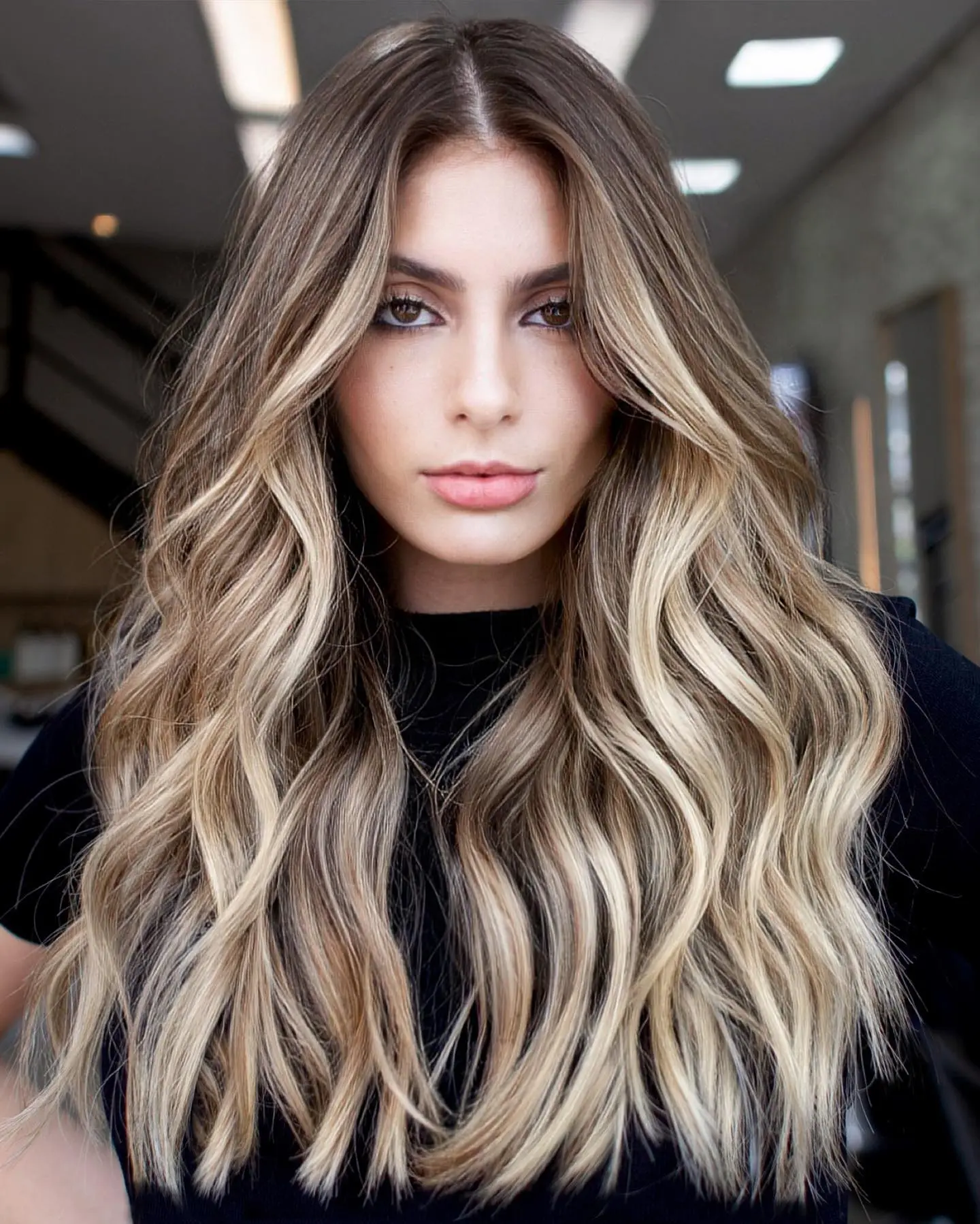 4 beige blonde balayage CnsScilvpyp