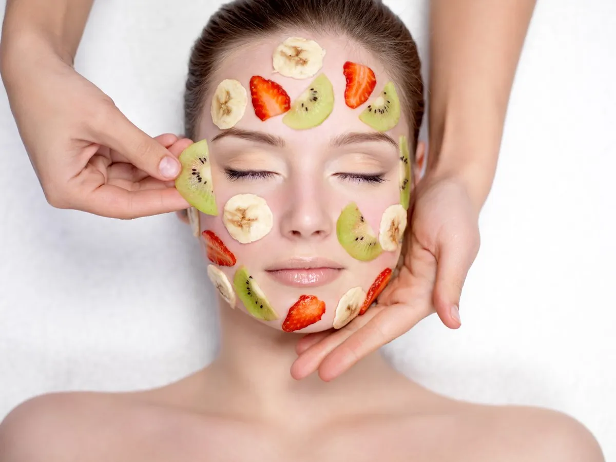 Fruit facial fruit mask fruit pack